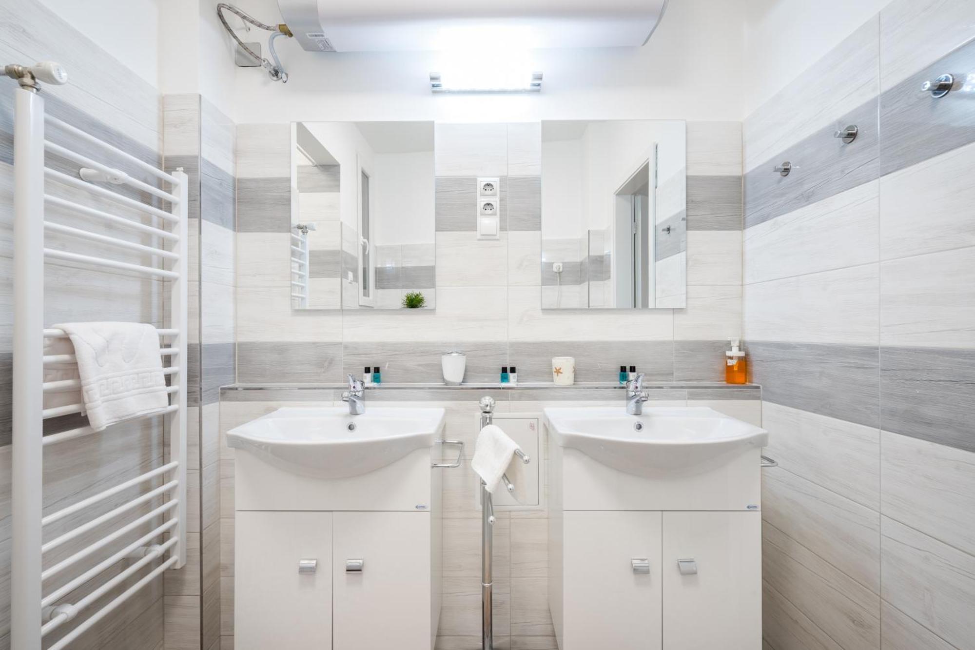 Apartament Whitefield *